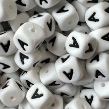 Load image into Gallery viewer, ALPHABET SILICONE BEADS