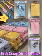 Load image into Gallery viewer, SOY WAX MELTS ๐ BOOK CRAZY GIRL COLLECTION ๐