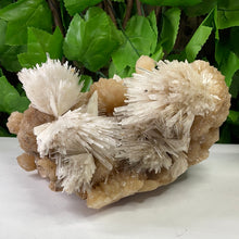 Load image into Gallery viewer, SCOLECITE & STILBITE