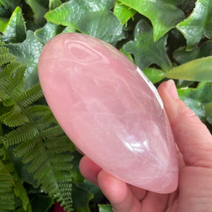 ROSE QUARTZ HEART CARVING