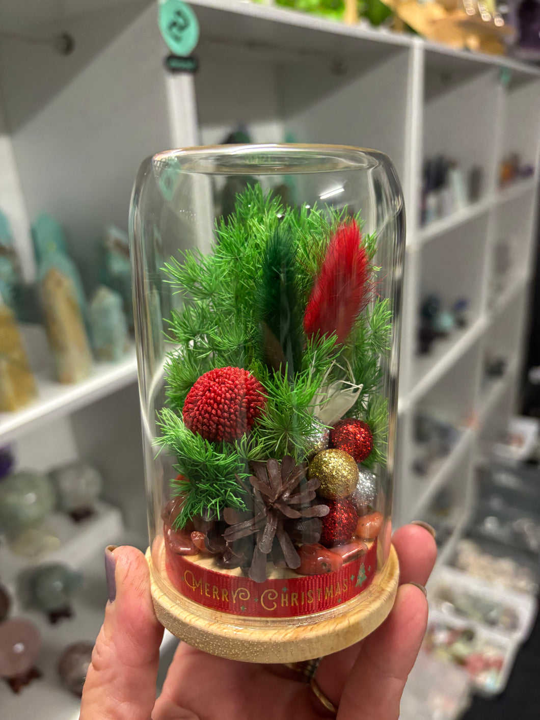 CRYSTAL TERRARIUM SMALL SIZE- CHRISTMAS FLORALS + CARNELIAN CRYSTAL