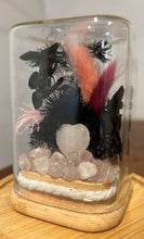 Load image into Gallery viewer, CRYSTAL TERRARIUM - MINI ROSE QUARTZ + BLACK &amp; PINK FLORALS
