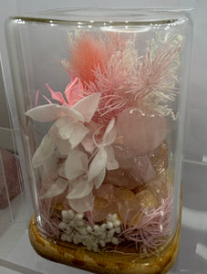 CRYSTAL TERRARIUM - MINI ROSE QUARTZ + WHITE & PINK FLORALS