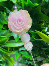 Load image into Gallery viewer, Peach Luminous Resin Flower Glitter Poker
