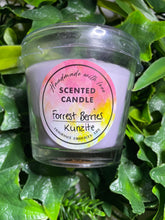 Load image into Gallery viewer, Kunzite Crystal - Forrest Berries Scented Candle
