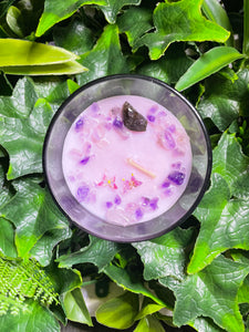 Amethyst Crystal - Waterlily & Lotus Scented Candle