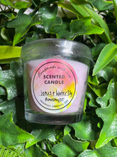 Load image into Gallery viewer, Amethyst Crystal - Waterlily &amp; Lotus Scented Candle
