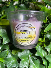 Load image into Gallery viewer, Amethyst Flower Crystal - Waterlily &amp; Lotus Scented Candle
