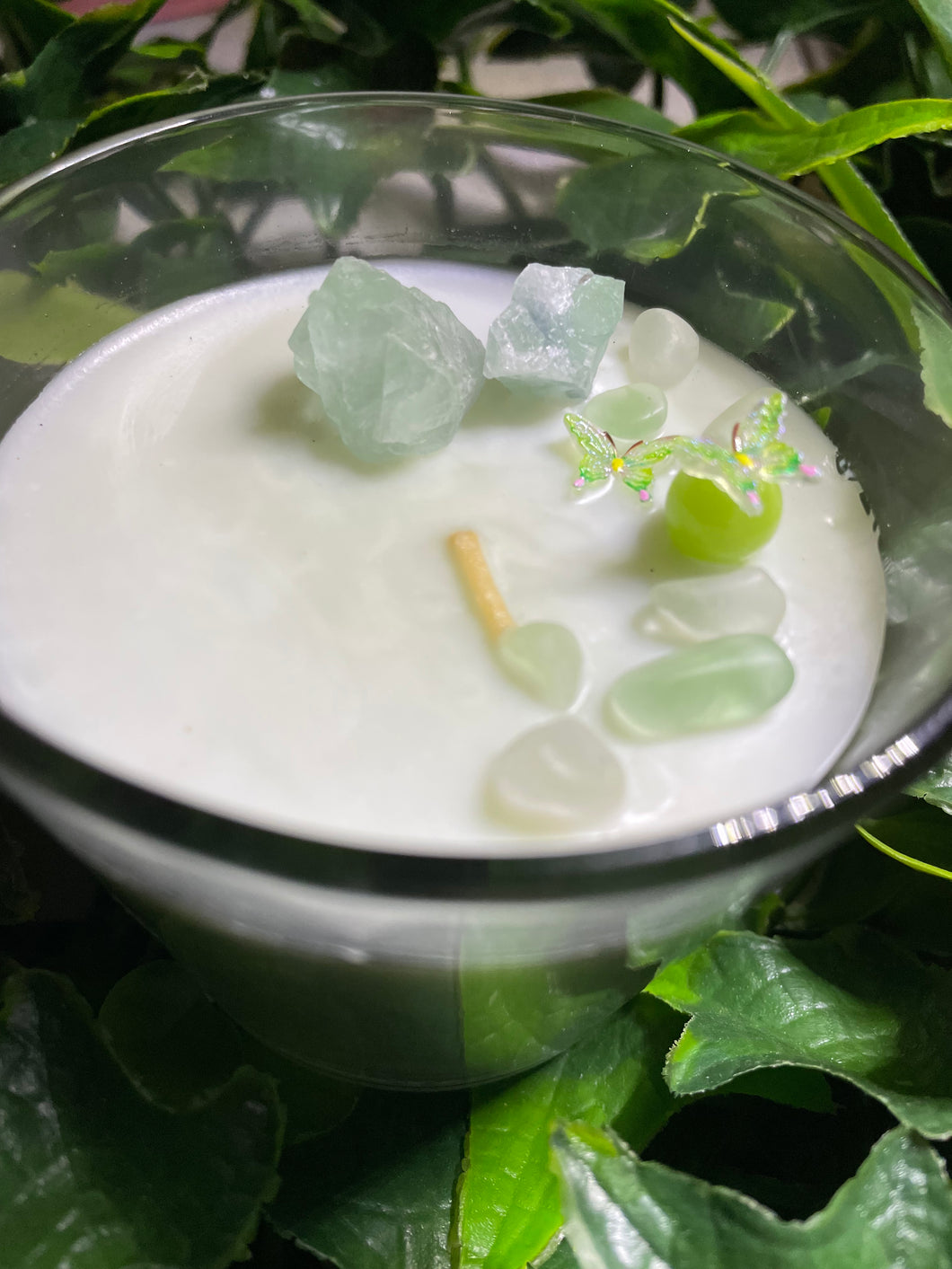 Fluorite Crystal - Lime Coconut Scented Candle