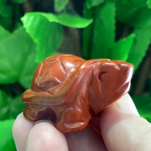 Load image into Gallery viewer, TURTLE CARVING RED JASPER
