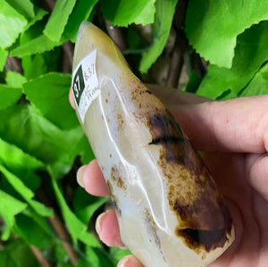 DENDRITIC AGATE FLAME CARVING