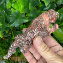 Load image into Gallery viewer, LEOPARD CARVING - LEOPARD SKIN JASPER
