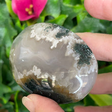 Load image into Gallery viewer, MOSS AGATE PALM STONE
