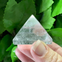 Load image into Gallery viewer, PYRAMID CARVING CLEAR QUARTZ
