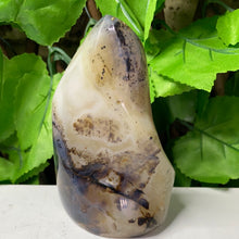 Load image into Gallery viewer, DENDRITIC AGATE FLAME CARVING
