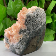 Load image into Gallery viewer, STILBITE PEACH
