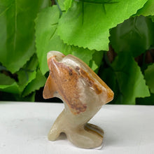 Load image into Gallery viewer, DOLPHIN CARVING - GREEN ONYX
