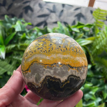 Load image into Gallery viewer, BUMBLE BEE JASPER - SPHERE
