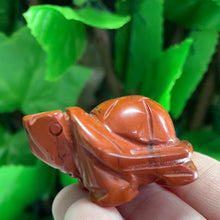 Load image into Gallery viewer, TURTLE CARVING RED JASPER
