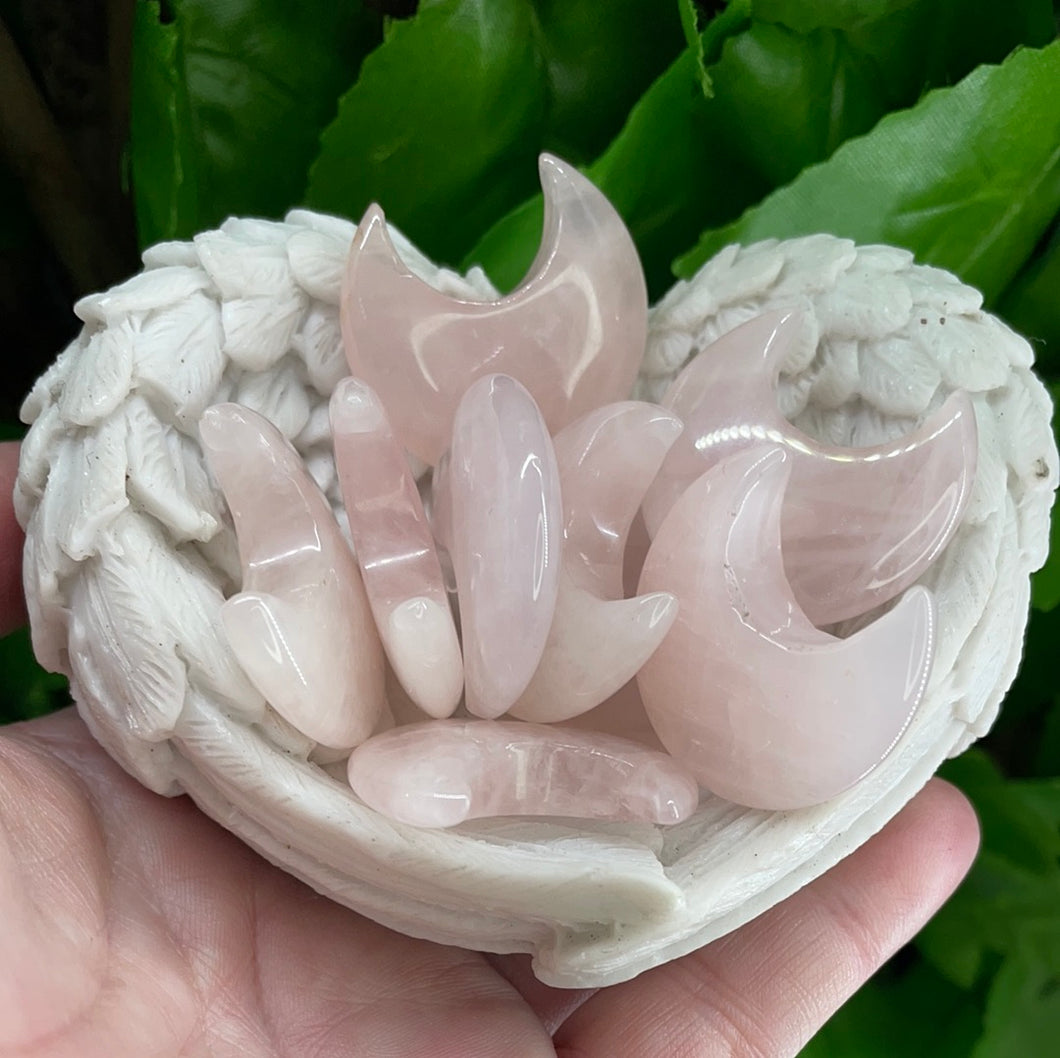 MOON CARVING - ROSE KUNZITE