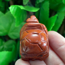 Load image into Gallery viewer, TURTLE CARVING RED JASPER
