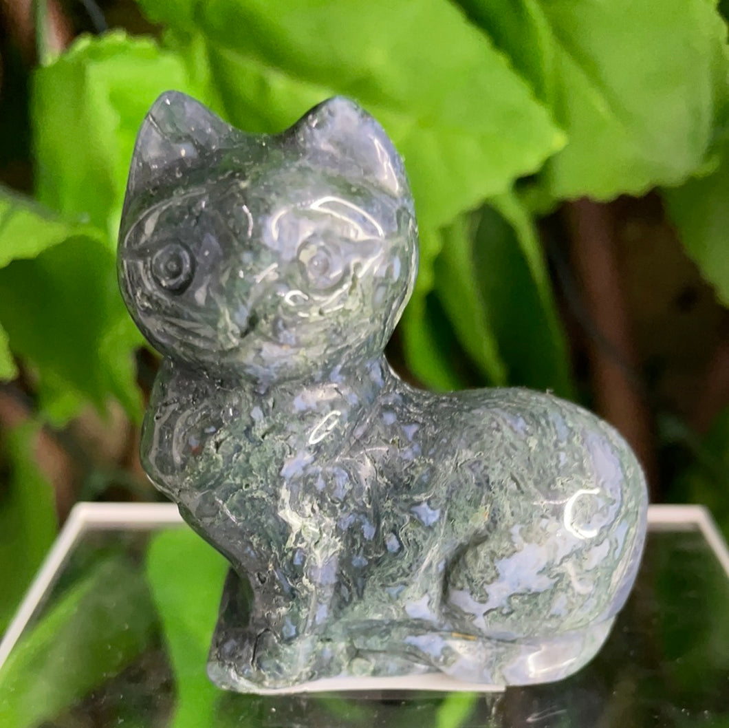 MOSS AGATE CAT CARVING