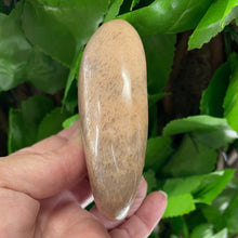 Load image into Gallery viewer, PEACH MOONSTONE PALM STONE
