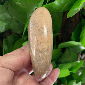 PEACH MOONSTONE PALM STONE