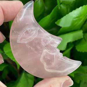 MOON CARVING - ROSE QUARTZ