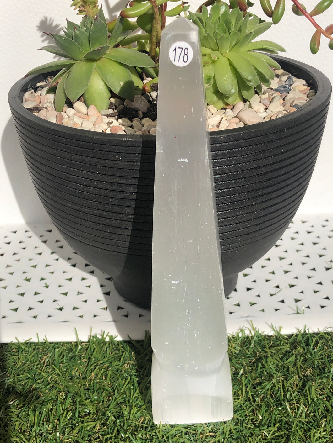 SELENITE POINTED COLUMN (Satin Spar Gypsum)