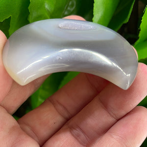 MOON CARVING - AGATE DRUZY