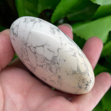 Load image into Gallery viewer, HOWLITE PALM STONE
