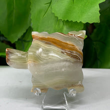 Load image into Gallery viewer, TURTLE CARVING - GREEN ONYX
