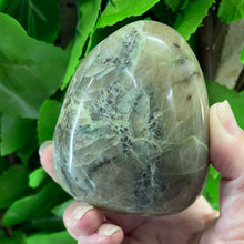 Load image into Gallery viewer, MOONSTONE GREEN FREEFORM
