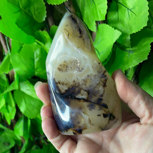 DENDRITIC AGATE FLAME CARVING