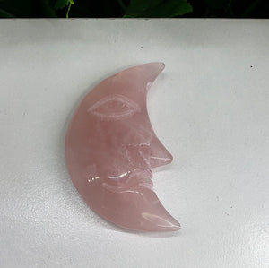 MOON CARVING - ROSE QUARTZ